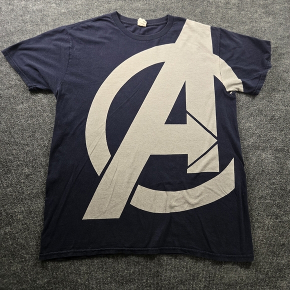 SDCC 2011 Exclusive Avengers "Assemble" Graphic T-Shirt Size Large - Picture 1 of 9